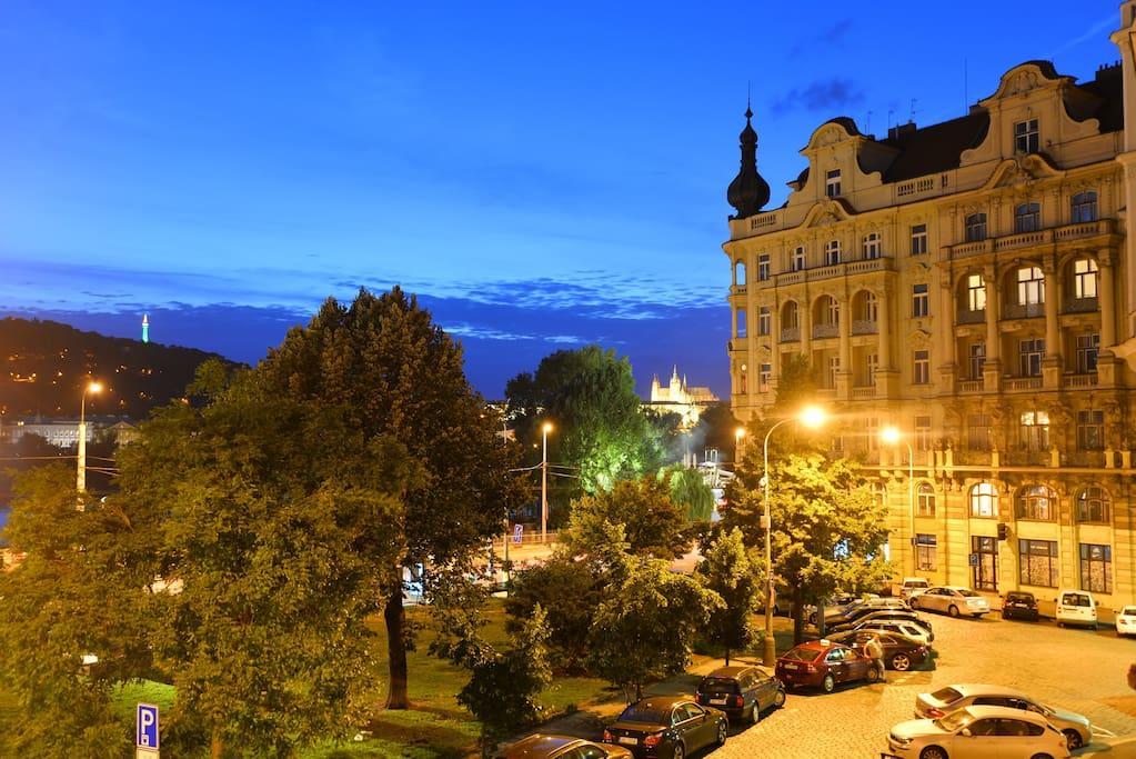 Apartments Resslova By The Dancing House プラハ エクステリア 写真