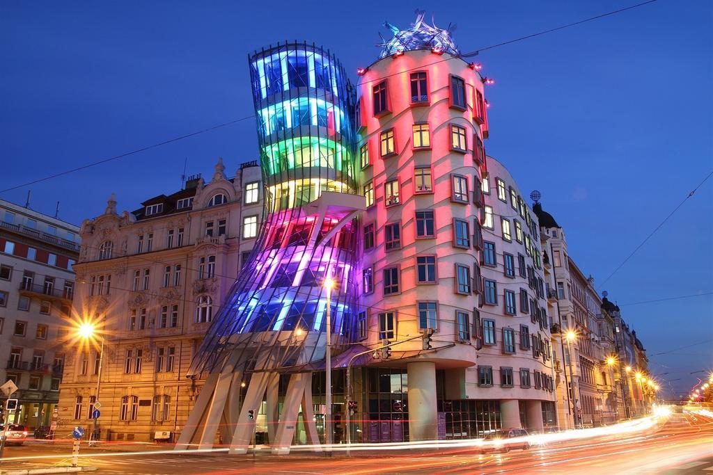 Apartments Resslova By The Dancing House プラハ エクステリア 写真