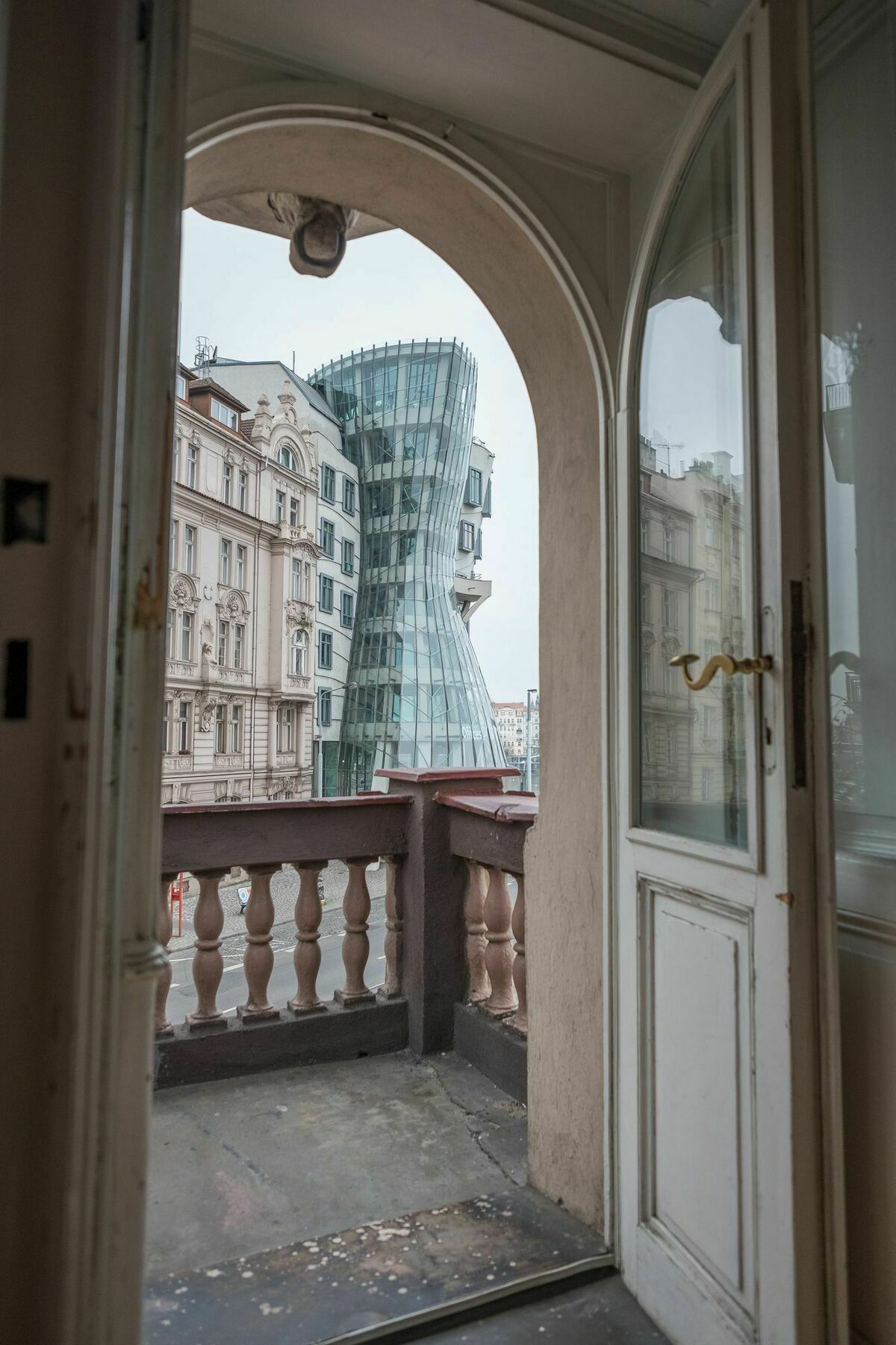 Apartments Resslova By The Dancing House プラハ エクステリア 写真