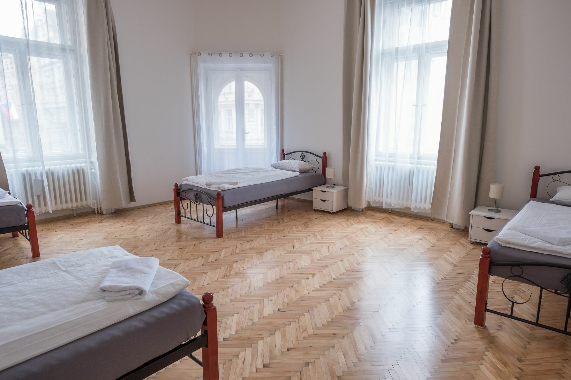 Apartments Resslova By The Dancing House プラハ エクステリア 写真